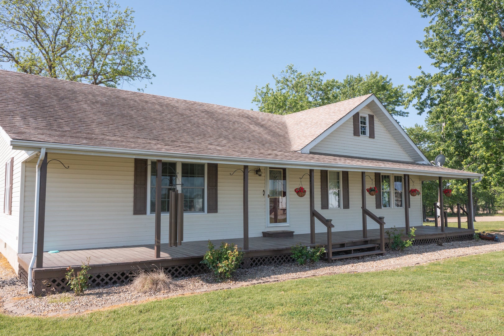 878 County Road 600 N