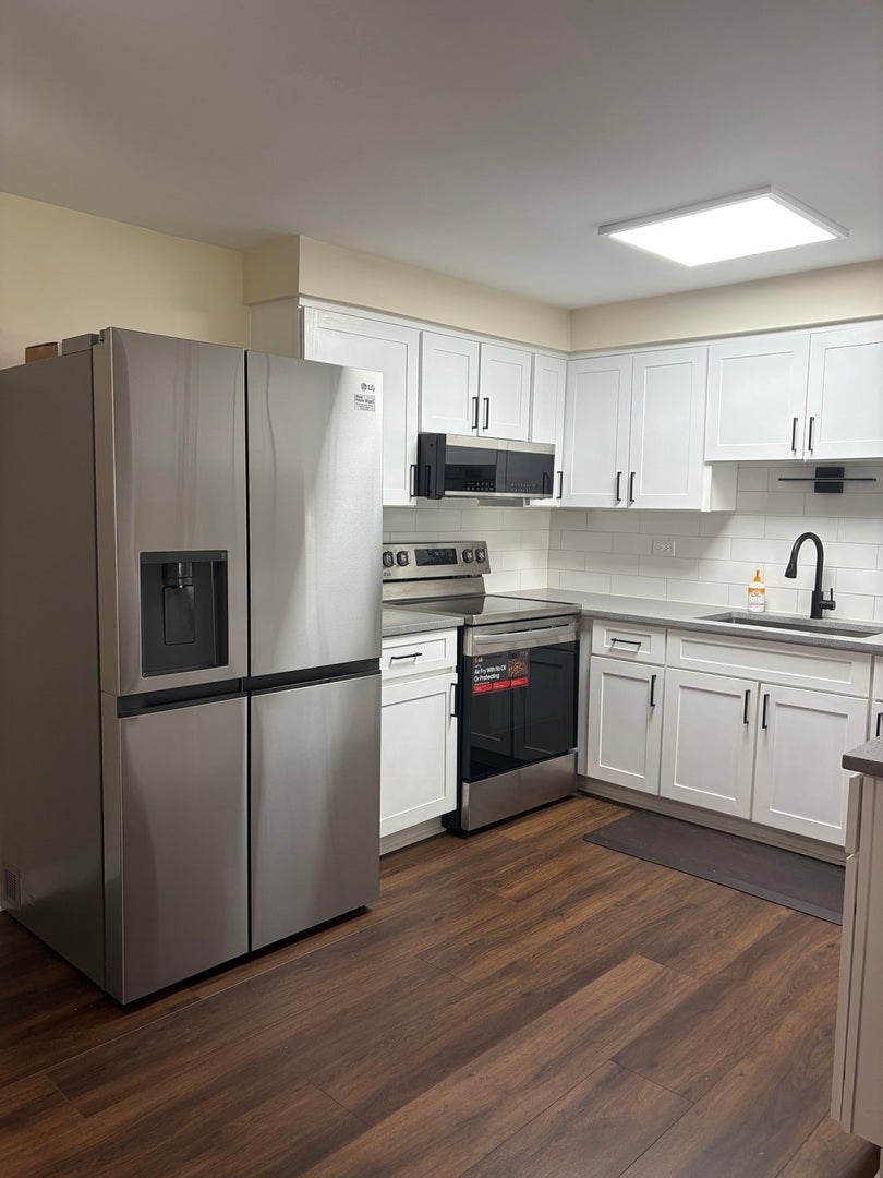 301 E. Plainfield Avenue 2