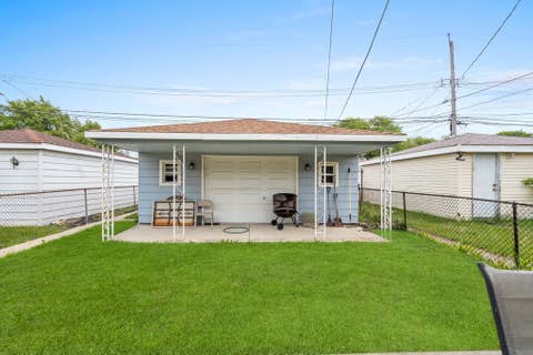 Tiny photo for 7307 S Damen Avenue, Chicago, IL 60636 (MLS # 12669306)