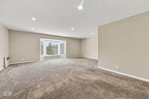 Tiny photo for 2600 Windsor Mall MALL #3E, Park Ridge, IL 60068 (MLS # 12771450)