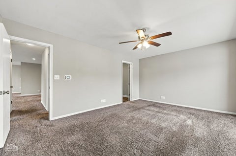 Tiny photo for 2600 Windsor Mall MALL #3E, Park Ridge, IL 60068 (MLS # 12771450)