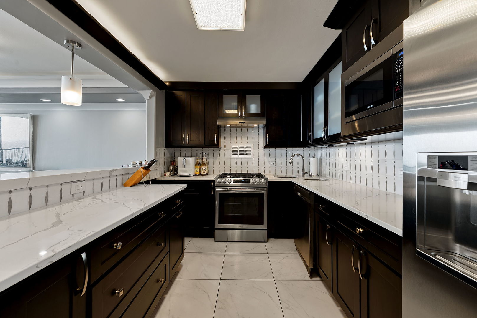 400 E Randolph Street 2603