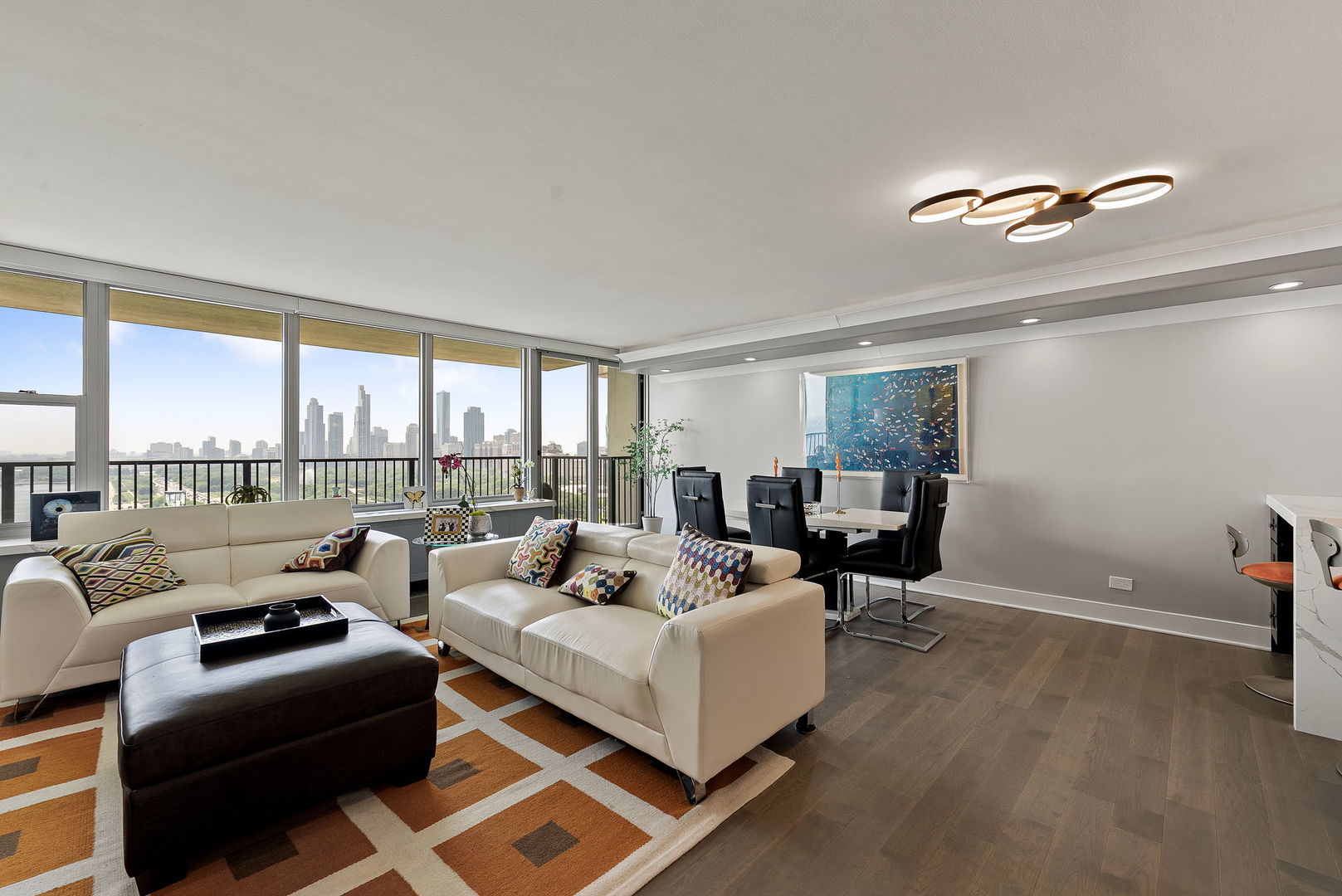 400 E Randolph Street 2603