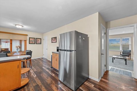 Tiny photo for 431 N MELROSE Avenue, Elgin, IL 60123 (MLS # 12526072)