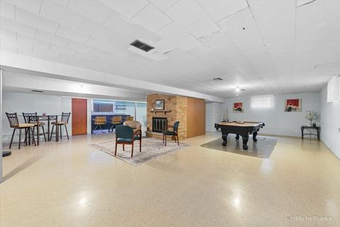 Tiny photo for 431 N MELROSE Avenue, Elgin, IL 60123 (MLS # 12526072)