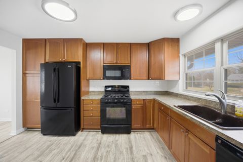 Tiny photo for 3517 Bordeaux Court, Hazel Crest, IL 60429 (MLS # 12599695)