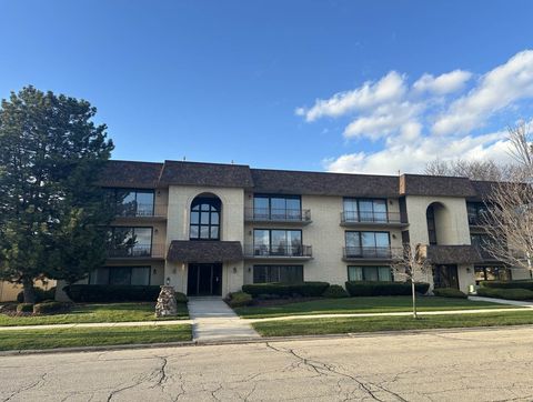 Tiny photo for 7448 W 153rd Street #2, Orland Park, IL 60462 (MLS # 12611444)