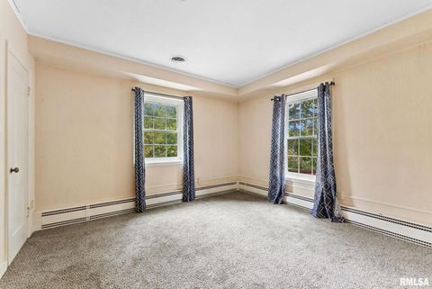 Tiny photo for 1025 CRESCENT Drive, Clinton, IA 52732 (MLS # QC4268652)