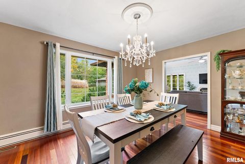 Tiny photo for 1025 CRESCENT Drive, Clinton, IA 52732 (MLS # QC4268652)