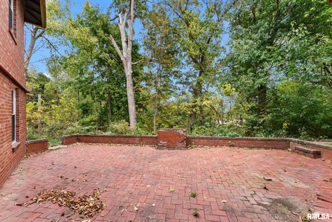 Tiny photo for 1025 CRESCENT Drive, Clinton, IA 52732 (MLS # QC4268652)