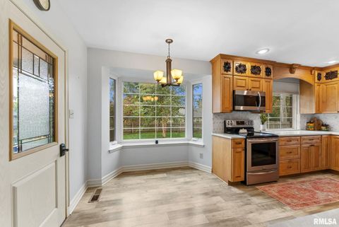 Tiny photo for 1025 CRESCENT Drive, Clinton, IA 52732 (MLS # QC4268652)