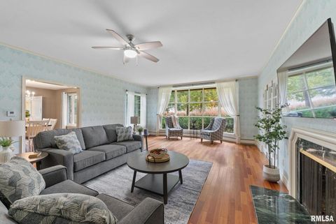 Tiny photo for 1025 CRESCENT Drive, Clinton, IA 52732 (MLS # QC4268652)