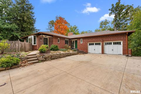 Tiny photo for 1025 CRESCENT Drive, Clinton, IA 52732 (MLS # QC4268652)