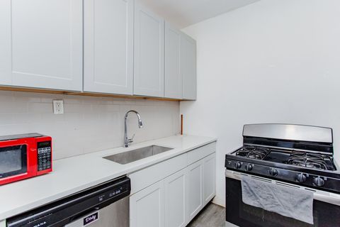 Tiny photo for 1703 W Wallen Avenue #1C, Chicago, IL 60626 (MLS # 12511666)