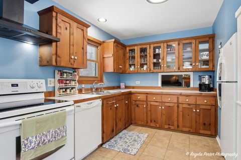 Tiny photo for 22665 W DEPOT Street, Antioch, IL 60002 (MLS # 12518955)