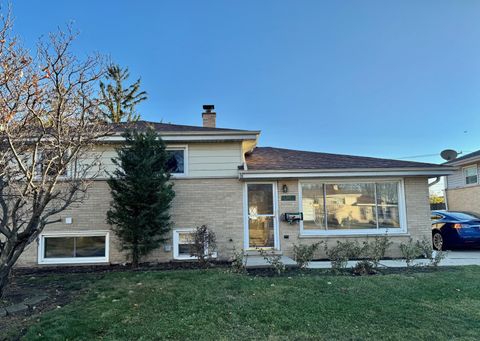 1411 Anthony Road Wheeling IL 60090