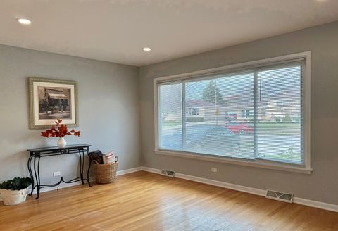 Tiny photo for 1411 Anthony Road, Wheeling, IL 60090 (MLS # 12521549)