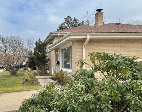 Tiny photo for 1411 Anthony Road, Wheeling, IL 60090 (MLS # 12521549)