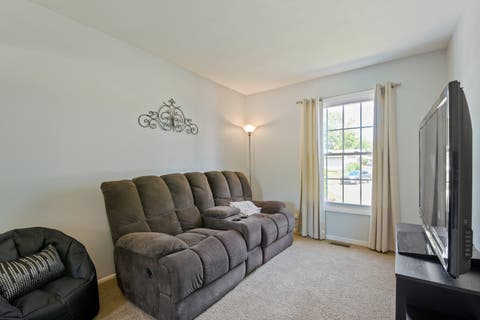 Tiny photo for 7820 Pebblebrook Circle, Hanover Park, IL 60133 (MLS # 12706113)