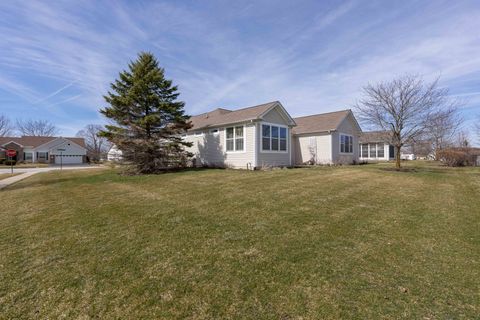 Tiny photo for 12402 Cold Springs Drive, Huntley, IL 60142 (MLS # 12604574)