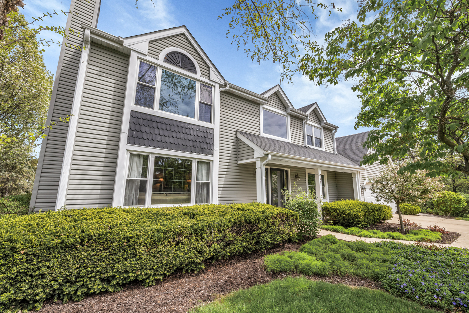 736 Crab Tree Lane