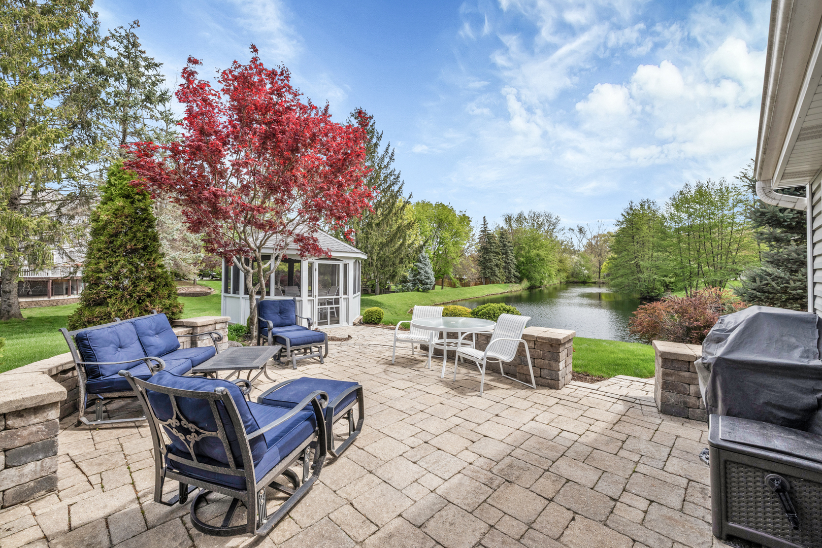 736 Crab Tree Lane