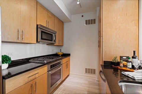 Tiny photo for 505 N McClurg Court #3704, Chicago, IL 60611 (MLS # 12780902)