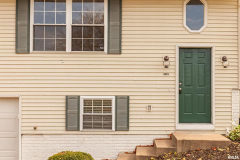 Tiny photo for 2025 EMERALD Drive, Davenport, IA 52804 (MLS # QC4268589)