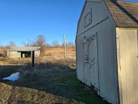 Tiny photo for 550 Old Broughton Road, Eldorado, IL 62930 (MLS # 100000048)