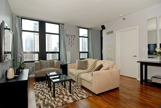 1255 S STATE Street 1609