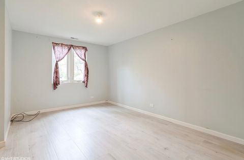 Tiny photo for 1525 Sander Court #113, Wheeling, IL 60090 (MLS # 12545430)