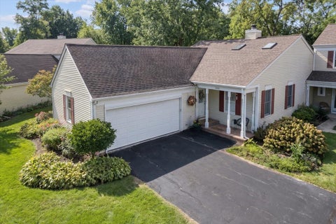 Photo of 1069 Devonshire Avenue, Naperville, IL 60540 (MLS # 12760719)