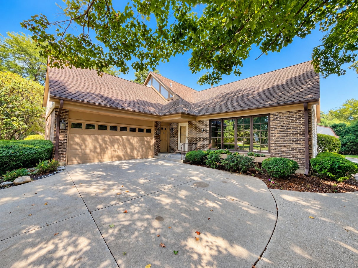 3 Alexandria Drive