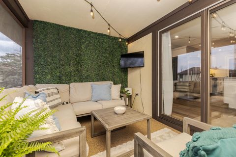 Tiny photo for 606 Carol Court #B-2, Pontiac, IL 61764 (MLS # 12604095)