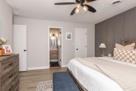 Tiny photo for 606 Carol Court #B-2, Pontiac, IL 61764 (MLS # 12604095)