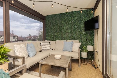 Tiny photo for 606 Carol Court #B-2, Pontiac, IL 61764 (MLS # 12604095)