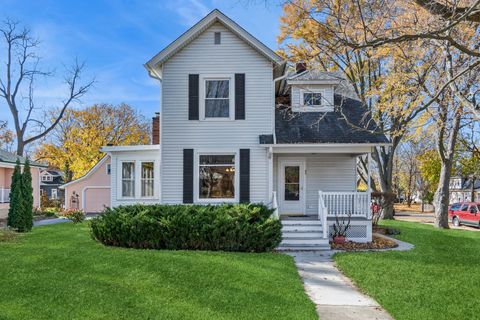 Photo of 55 Garfield Street, Oswego, IL 60543 (MLS # 12526654)