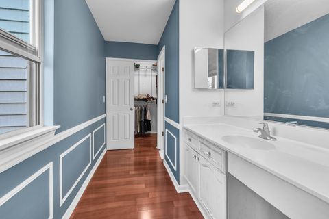 Tiny photo for 681 Legends Drive, Carol Stream, IL 60188 (MLS # 12490005)