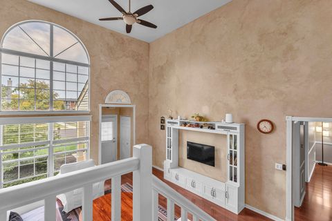 Tiny photo for 681 Legends Drive, Carol Stream, IL 60188 (MLS # 12490005)