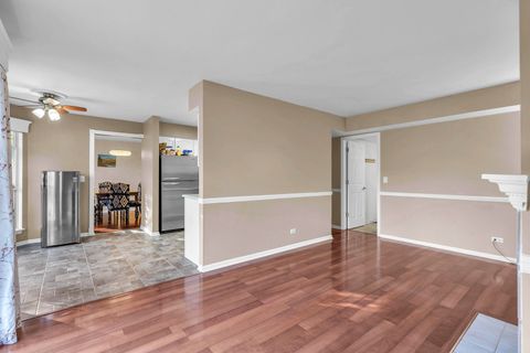 Tiny photo for 681 Legends Drive, Carol Stream, IL 60188 (MLS # 12490005)