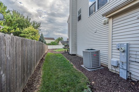 Tiny photo for 681 Legends Drive, Carol Stream, IL 60188 (MLS # 12490005)