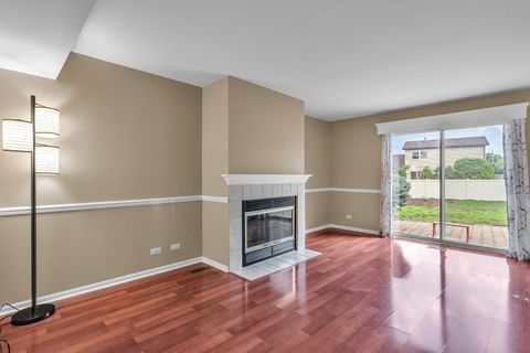 Tiny photo for 681 Legends Drive, Carol Stream, IL 60188 (MLS # 12490005)