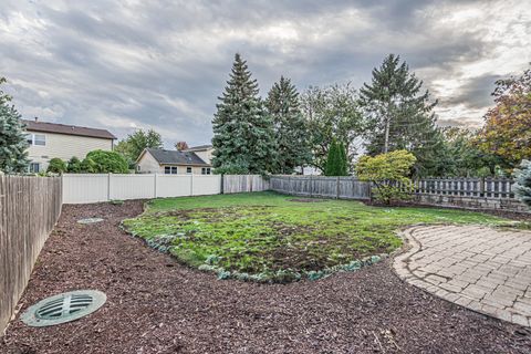 Tiny photo for 681 Legends Drive, Carol Stream, IL 60188 (MLS # 12490005)