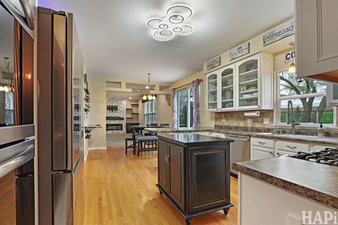 Tiny photo for 2211 Hazelwood Drive, McHenry, IL 60051 (MLS # 12620252)