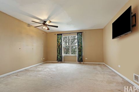 Tiny photo for 2211 Hazelwood Drive, McHenry, IL 60051 (MLS # 12620252)