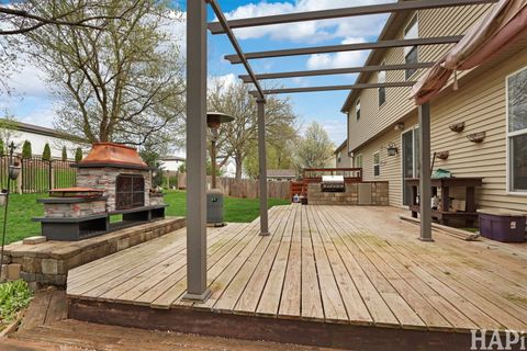 Tiny photo for 2211 Hazelwood Drive, McHenry, IL 60051 (MLS # 12620252)