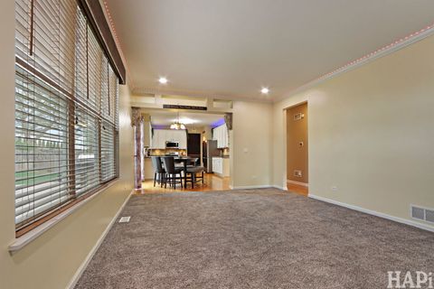 Tiny photo for 2211 Hazelwood Drive, McHenry, IL 60051 (MLS # 12620252)