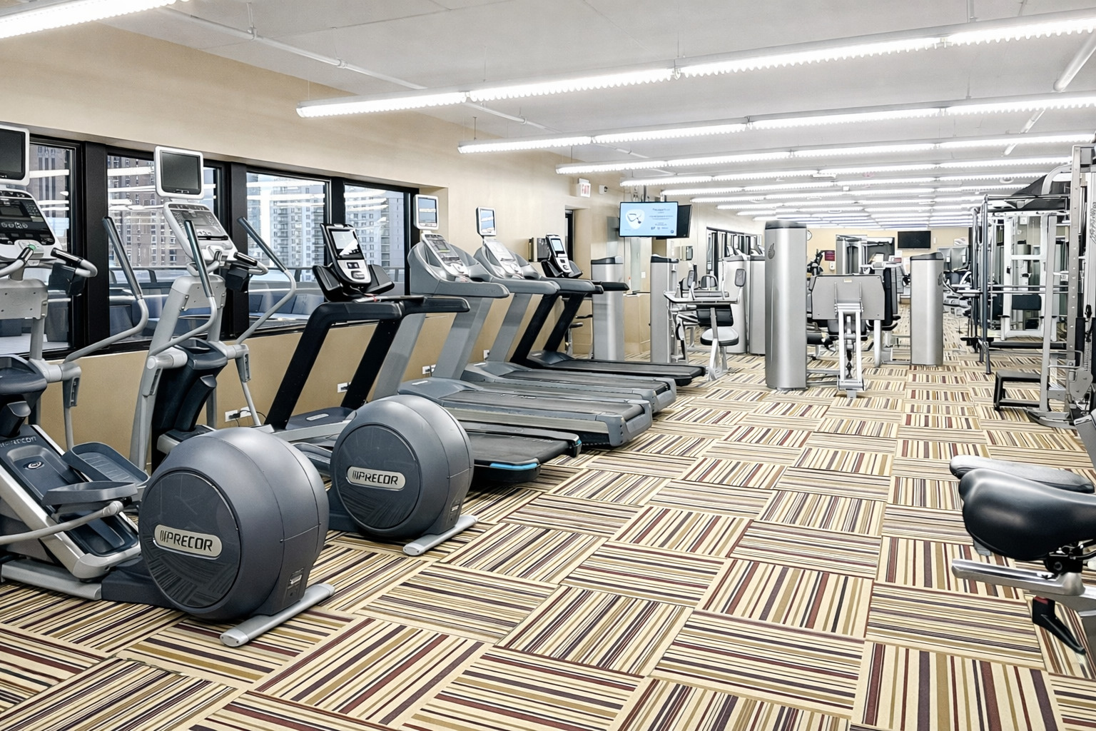 30 E Huron Street 2510