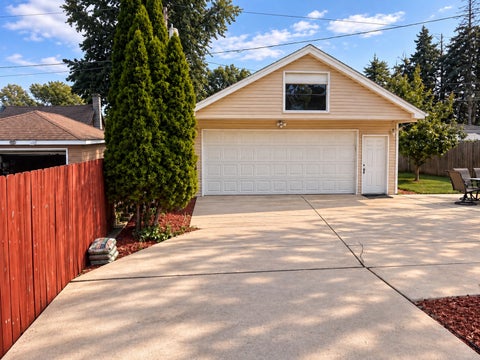 Tiny photo for 139 N Hemlock Avenue, Wood Dale, IL 60191 (MLS # 12749050)