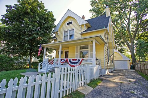 A home in WAUKEGAN